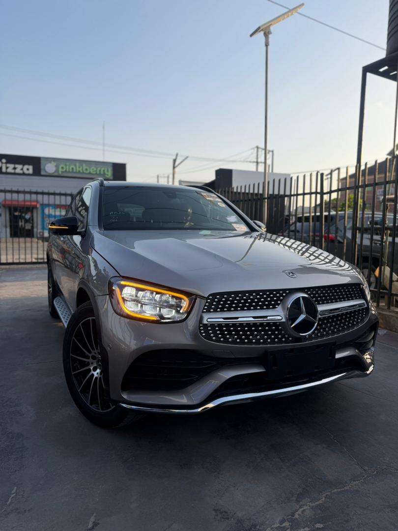 Mercedes Benz GLC300 AMG